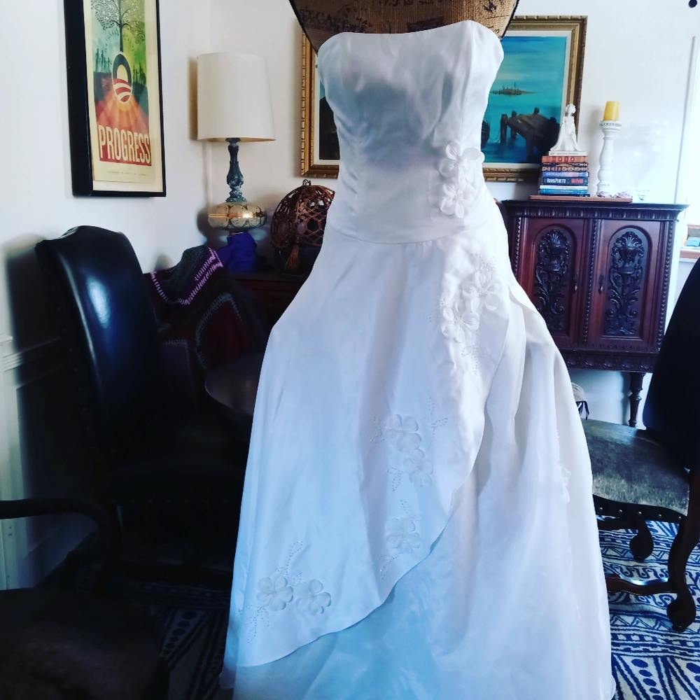 Brand New Vintage Wedding Dress #Valentine's